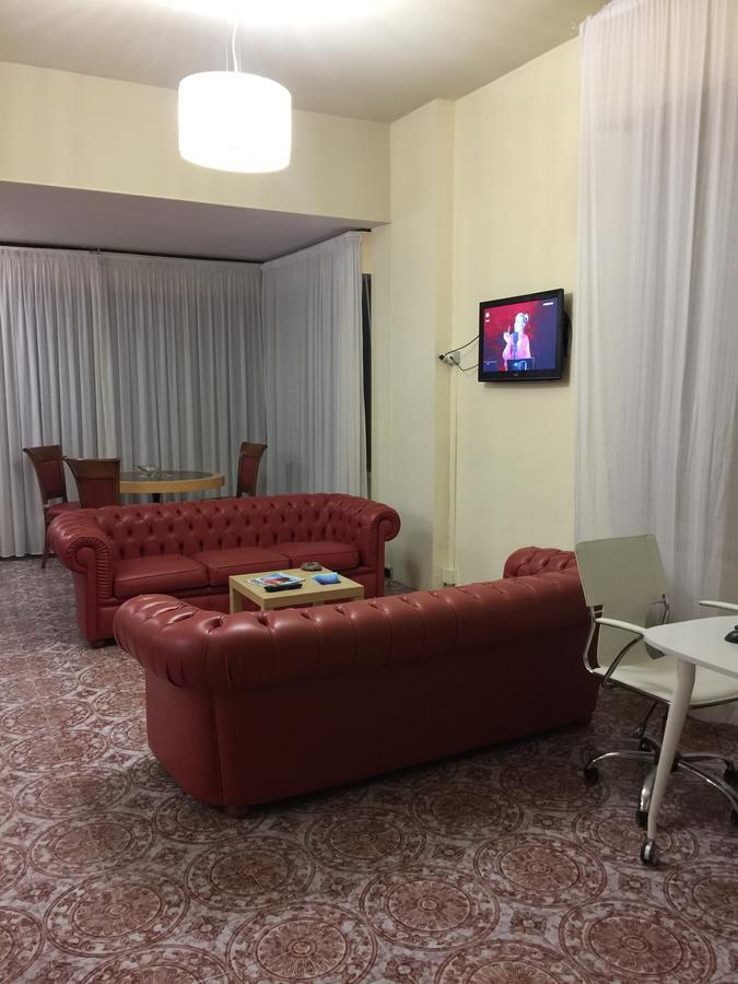 Hotel Attico เคียนเชียโนแตร์เม ภายนอก รูปภาพ